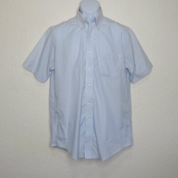 Brooks Brother* Men's Short Sleeve Button Down Curved Hem Pocket Shirt~ Medium - Picture 1 of 9
